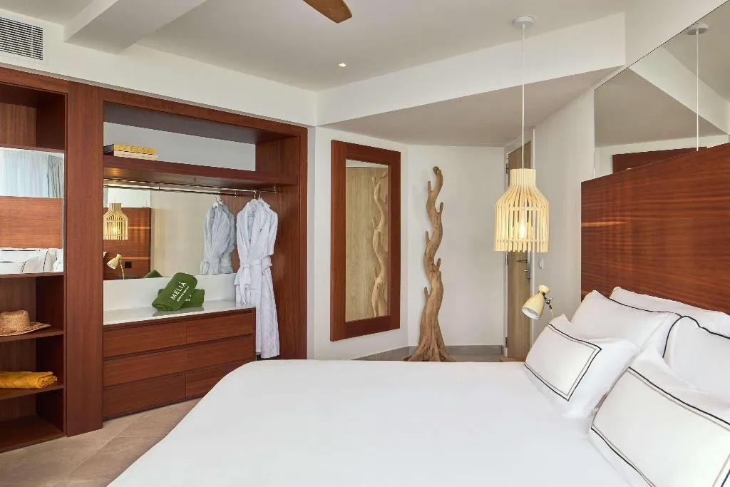 Double or Twin SEA VIEW Room, Meliá Ibiza, Ibiza