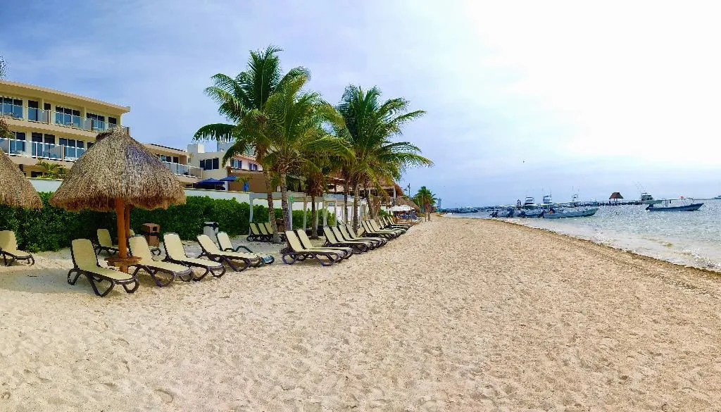 Beach, Hacienda Morelos Beach Front Hotel, Cancun Area