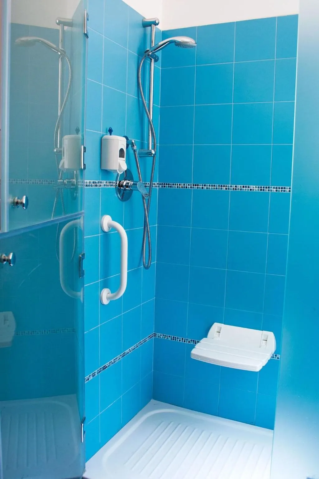 Room, City-in-hostel-B&B, Catania