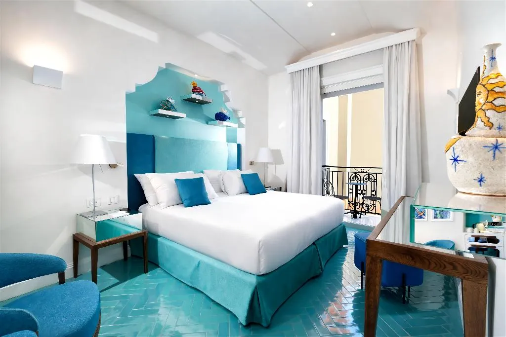 DOUBLE SIDE SEA VIEW Room, Grand Hotel Europa Palace, Naples
