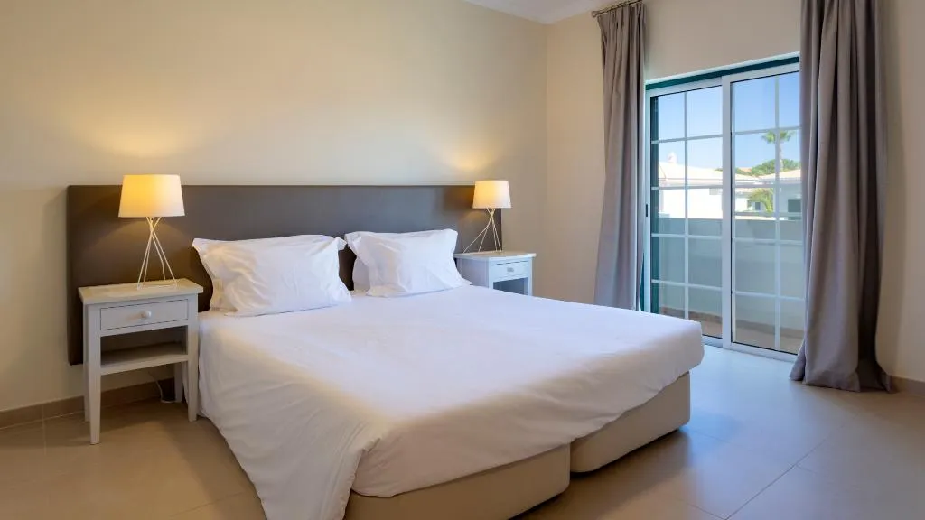 Room, Martinhal Quinta  Do Lago Family Resort, Algarve