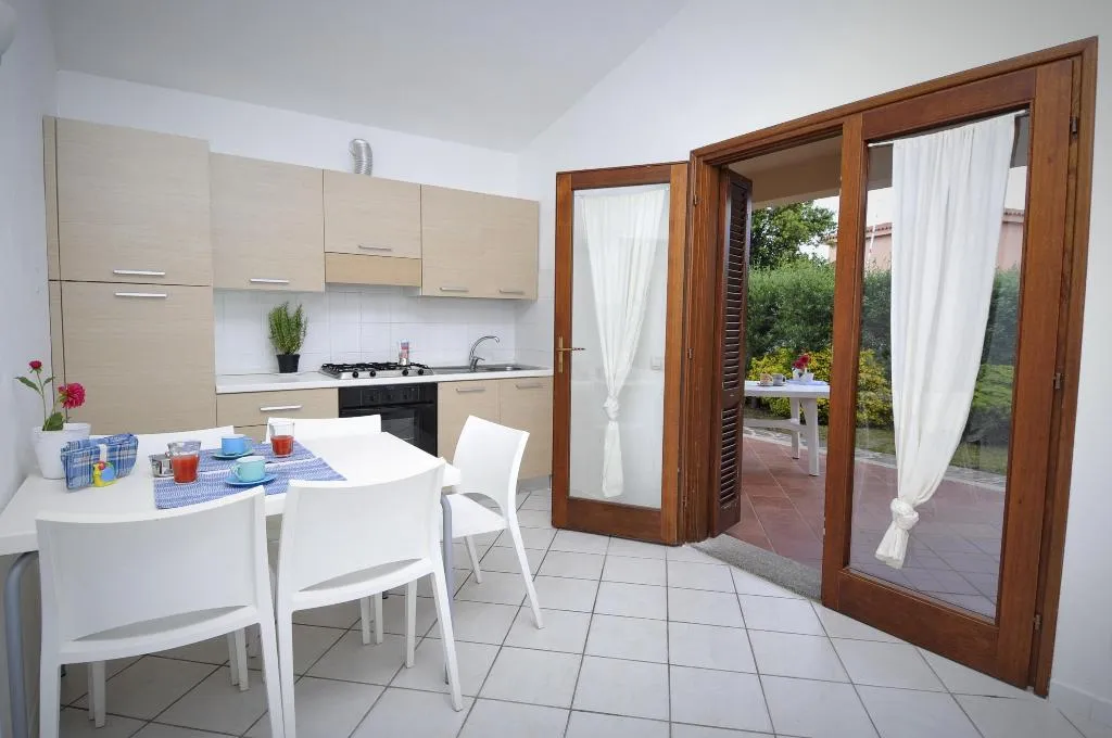 APARTMENT SEA VIEW ONE BEDROOM Room, Complessi Residenziali Le Canne e Le Canne Mare, Olbia