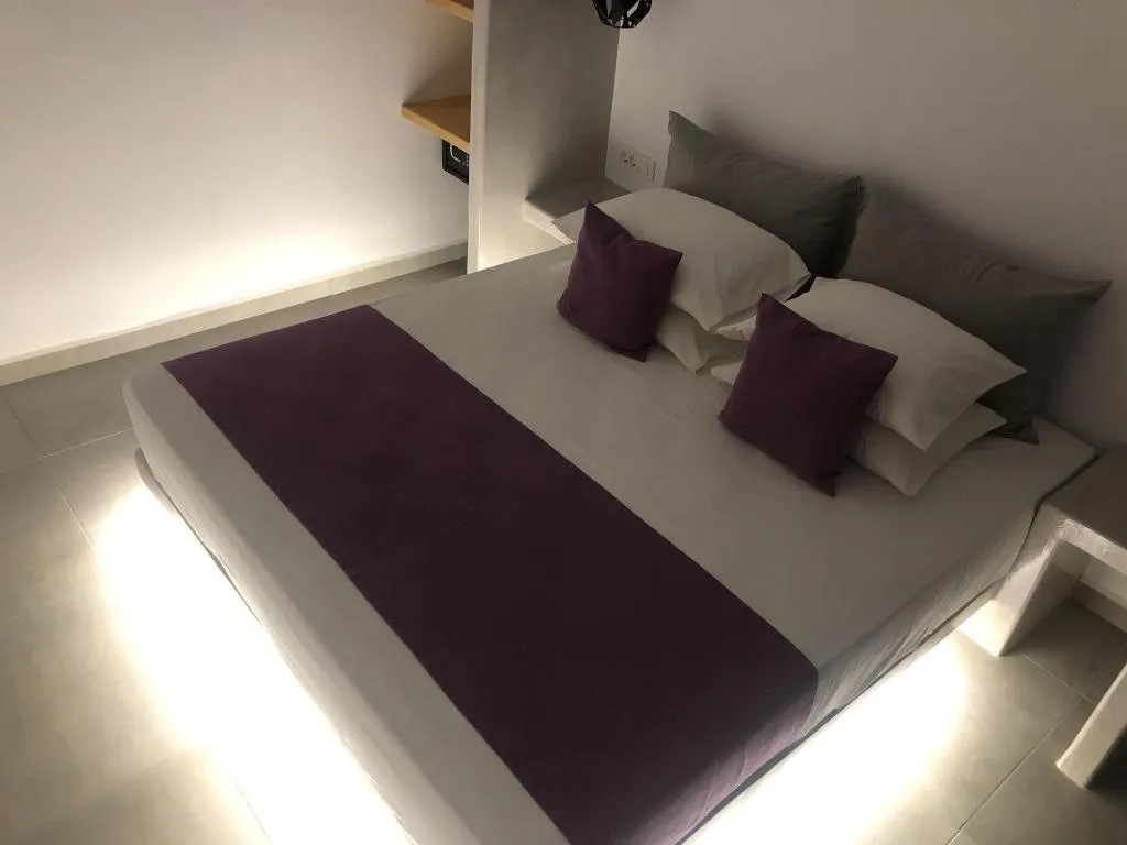 Room, Dragonfly Villas, Santorini