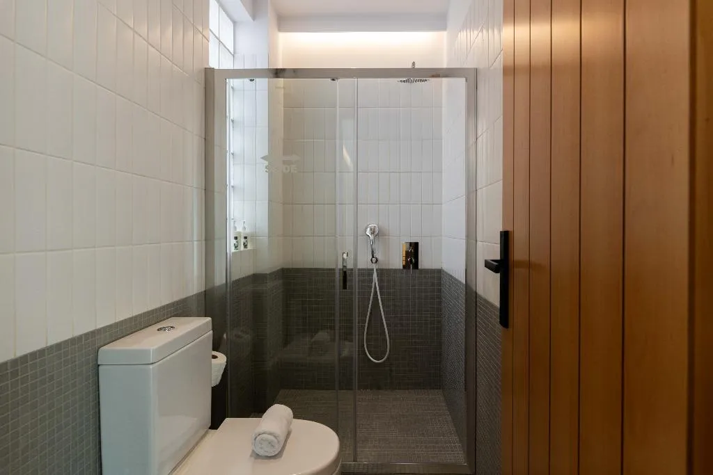 DOUBLE WITH BALCONY Room, Parea, Athens
