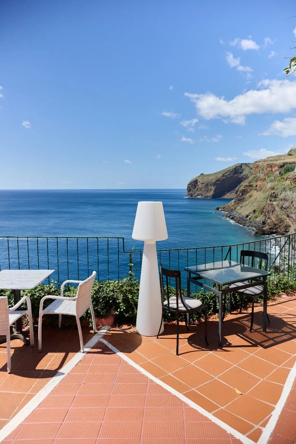 Restaurant, Inn & Art Hotel Gallery, Madeira