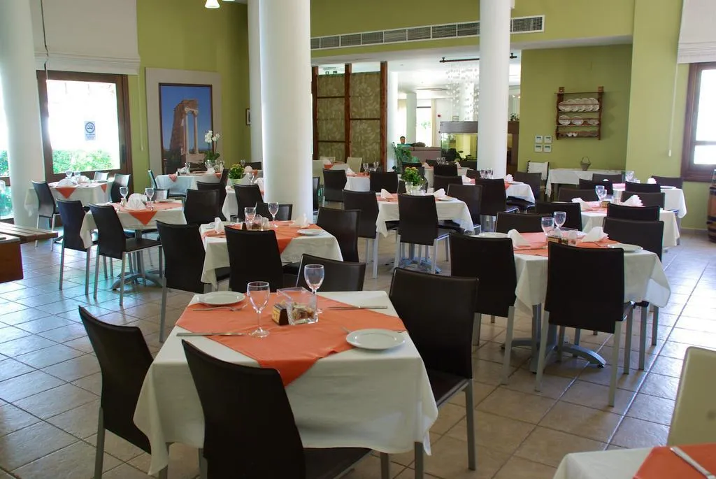 Restaurant, Hylatio Tourist Village, Cyprus