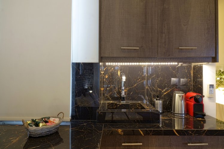 Athens Version Luxury Suites, Athens