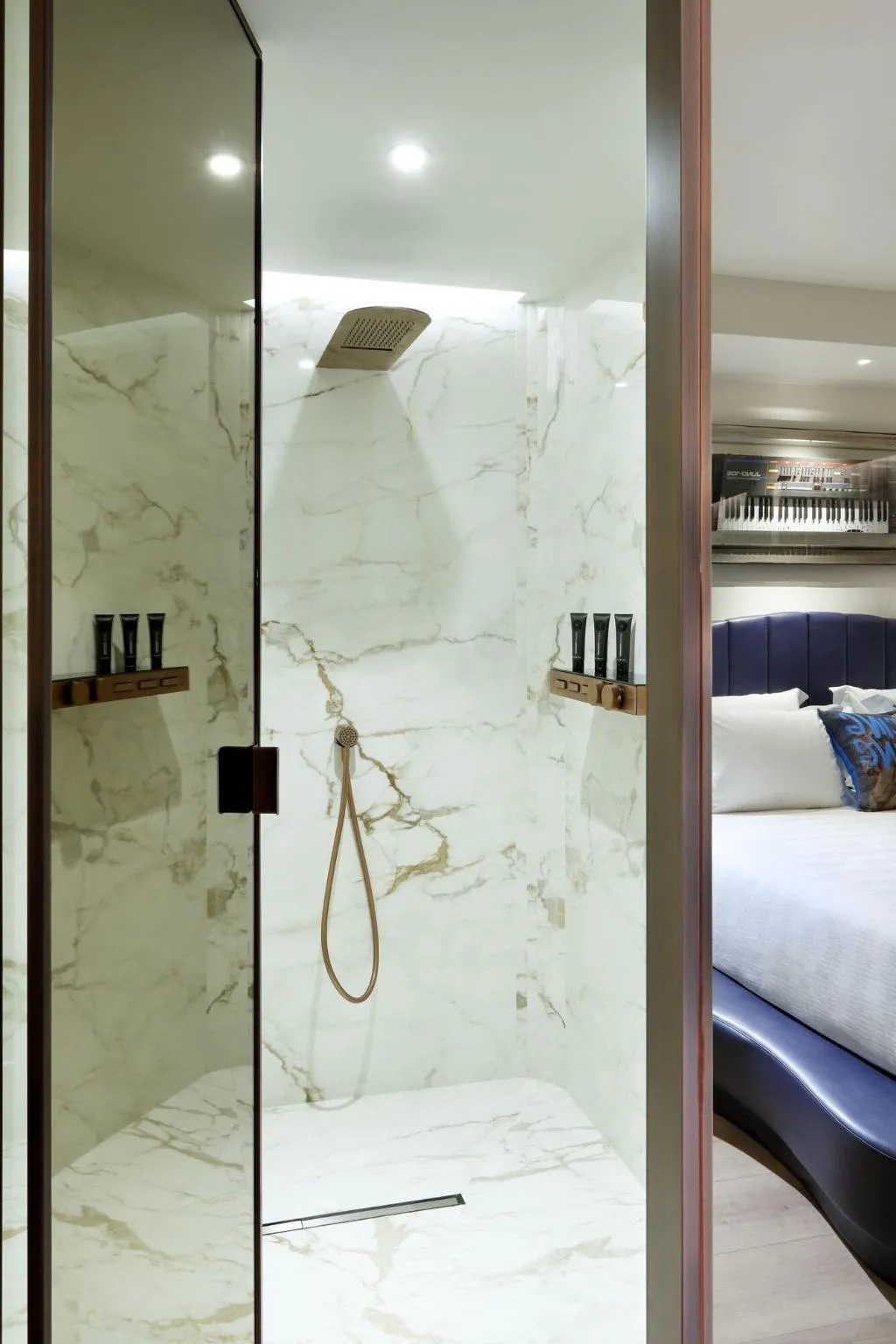 Room, Hard Rock Hotel Madrid, Madrid