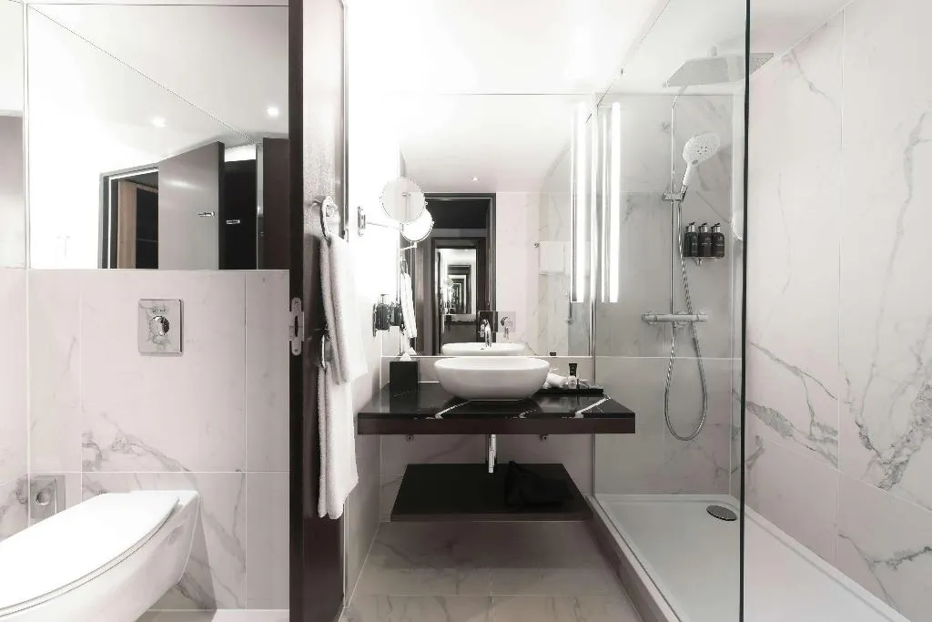 Room, Radisson Collection Hotel, Berlin, Berlin