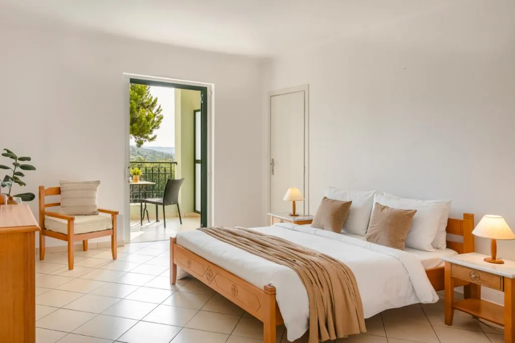 DOUBLE SUPERIOR Room, Century Resort, Corfu