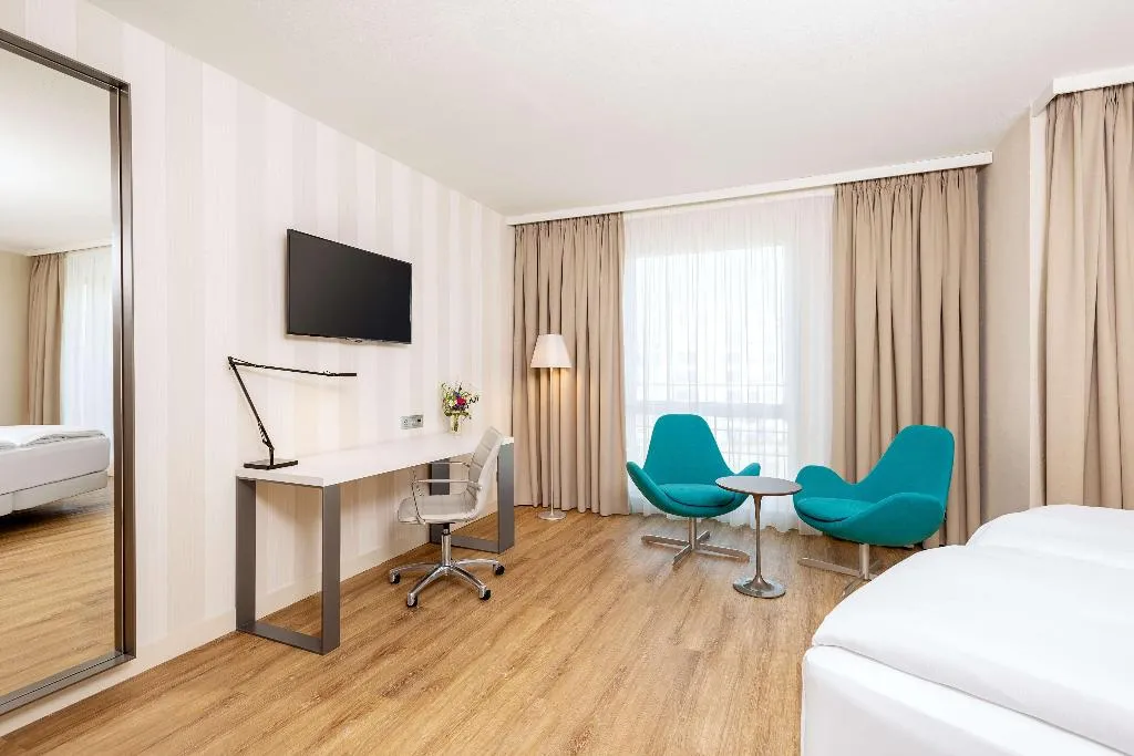 Room, NH Berlin Alexanderplatz, Berlin