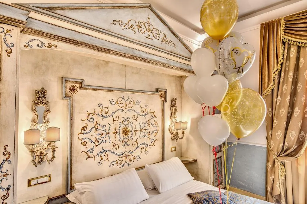 Double or Twin DELUXE Room, Romanico Palace Luxury Hotel & Spa, Rome