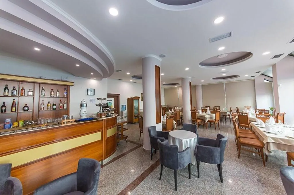 Restaurant, Western Star Hotel, Durres