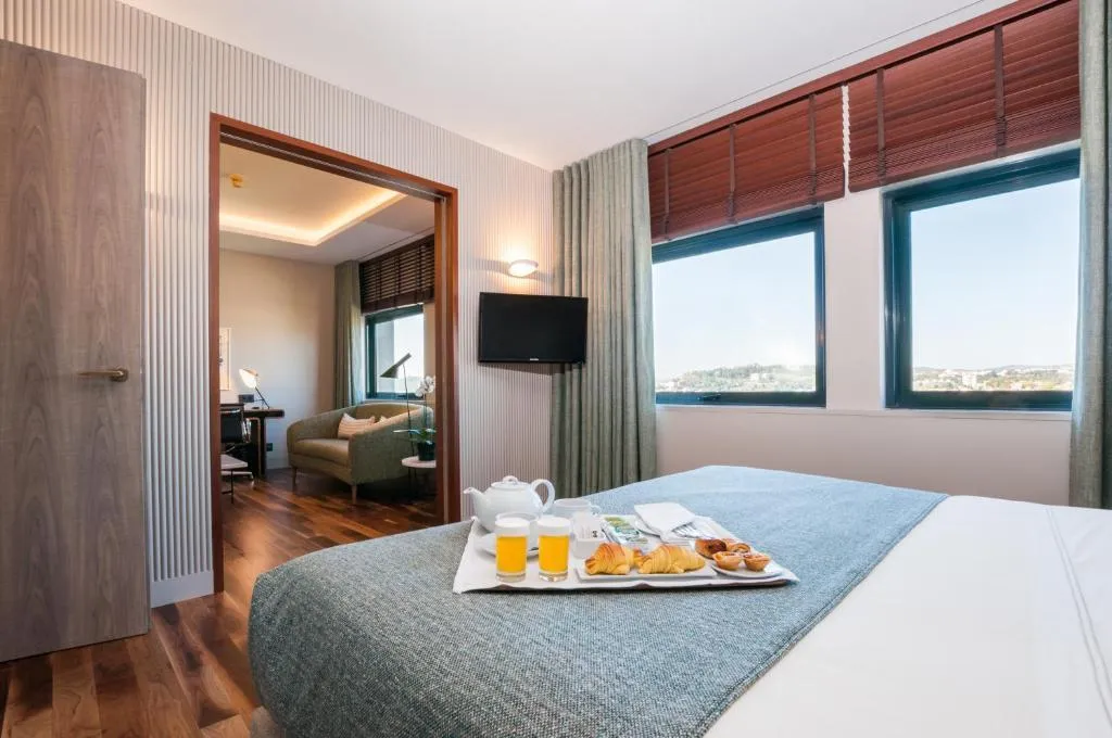 SUITE PREMIUM KING BED Room, Guimaraes, Porto