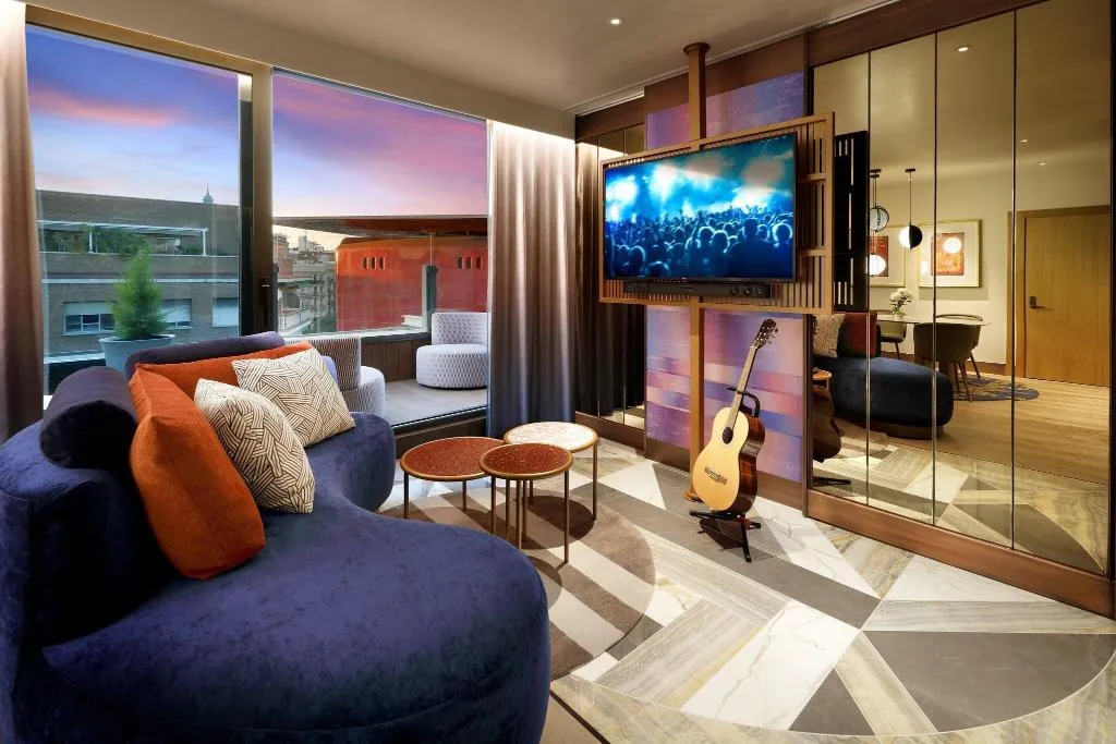 Room, Hard Rock Hotel Madrid, Madrid
