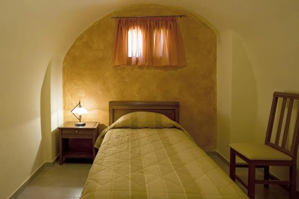 Room, Anamnesis Spa Luxury Apartments, Santorini