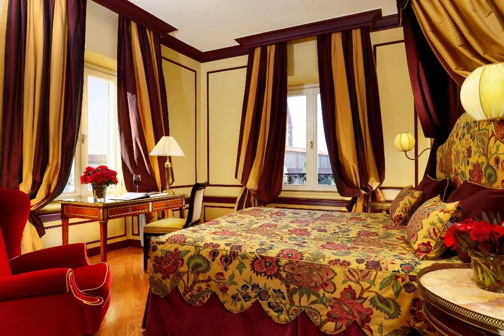 Room, Santa Maria Novella, Florence