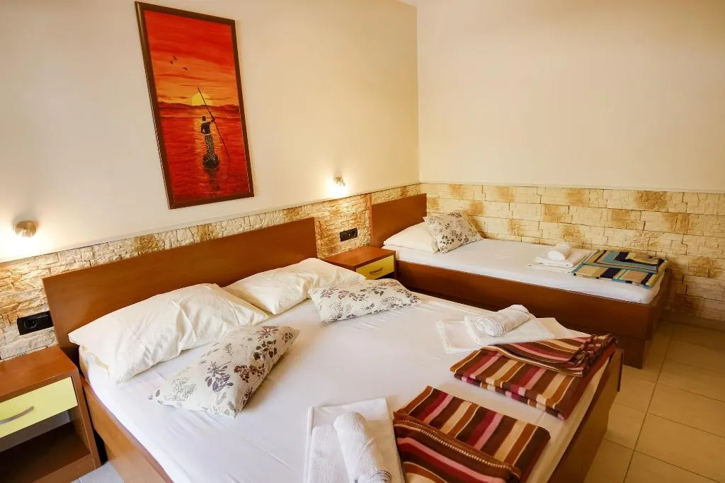 Room, Pansion Dalmacija, Split