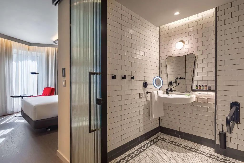 Room, Canopy by Hilton Madrid Castellana, Madrid
