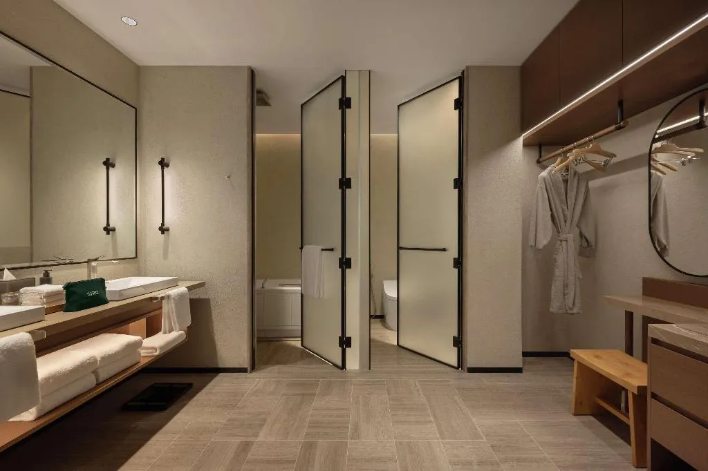Room, Siro One Za'abeel, Dubai