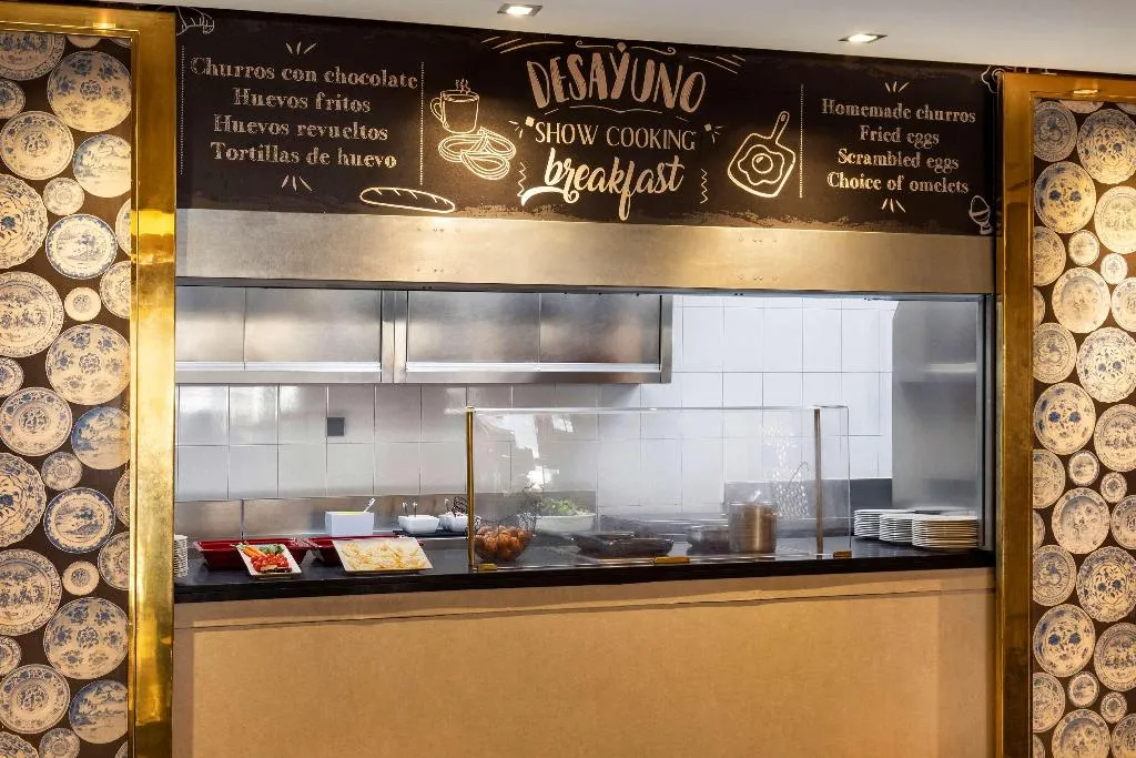 Restaurant, Melia Castilla, Madrid
