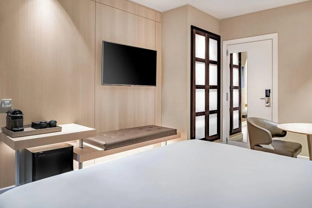 Room, AC Barcelona Irla, Barcelona