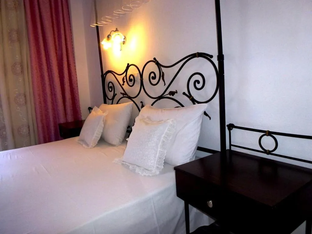 Room, Atalos Suites, Santorini