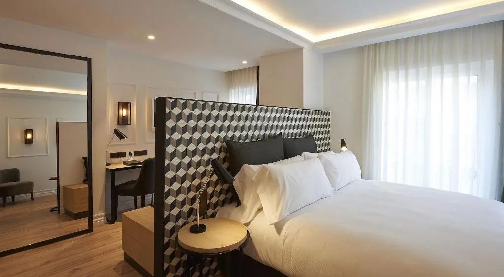 Room, The Serras Hotel Barcelona, Barcelona