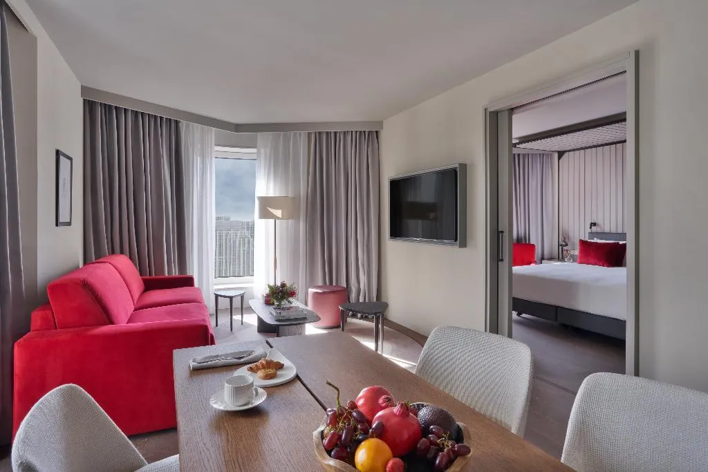 SUITE ONE BEDROOM Room, Canopy by Hilton Madrid Castellana, Madrid