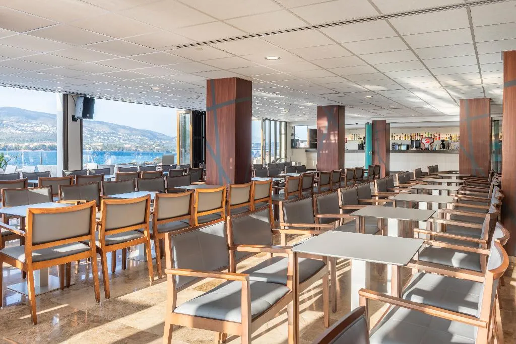 Bar, Leonardo Royal Hotel Mallorca, Majorca