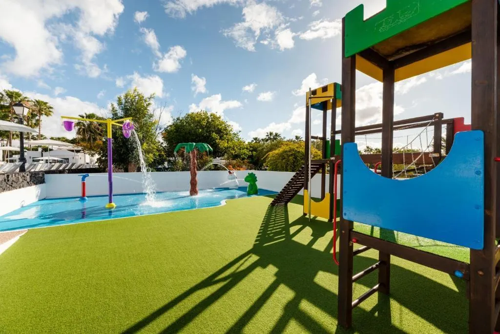 Sports and Entertainment, Hyde Park Lane Villas, Lanzarote