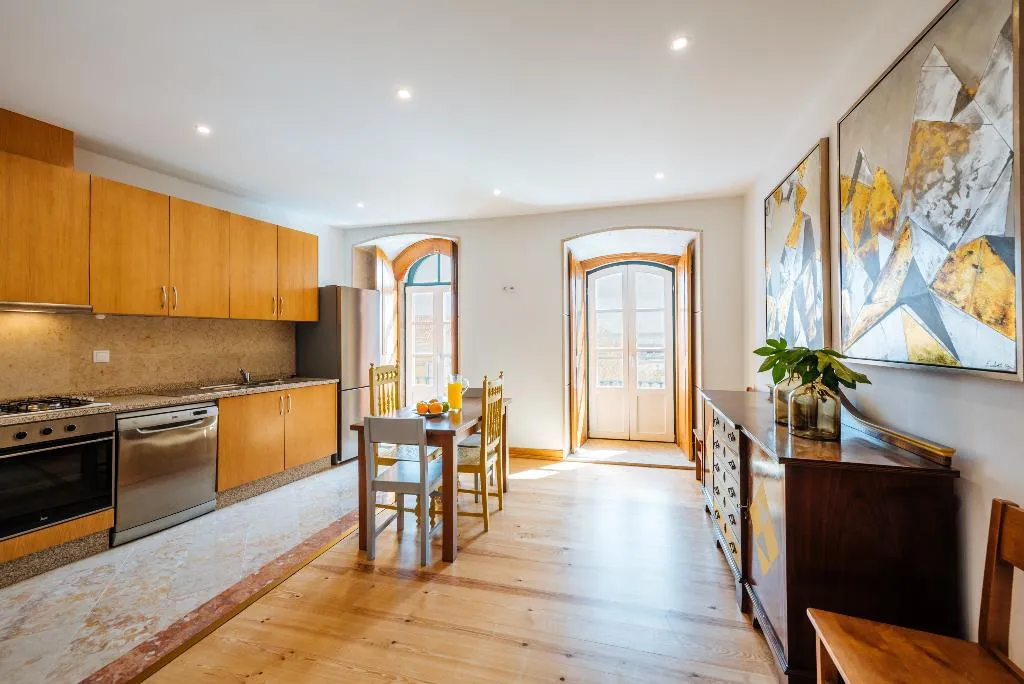 APARTMENT TWO BEDROOMS ONE BATHROOM Room, Varandas De Lisboa, Lisbon