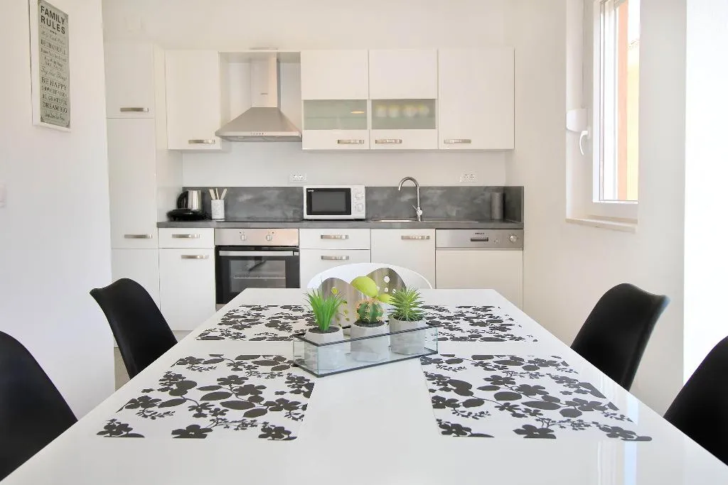 APARTMENT TWO BEDROOMS Room, Bacan Family Apartments, Dubrovnik