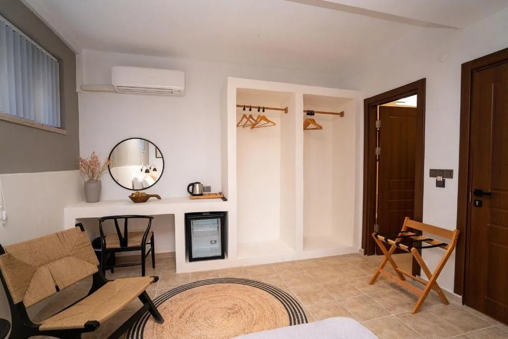 Room, Ajlan oia, Izmir