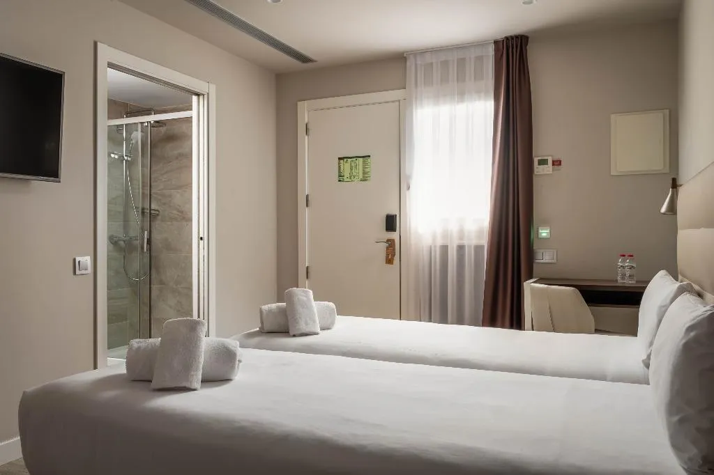 DOUBLE INNER Room, Arya Stadium Hotel, Barcelona