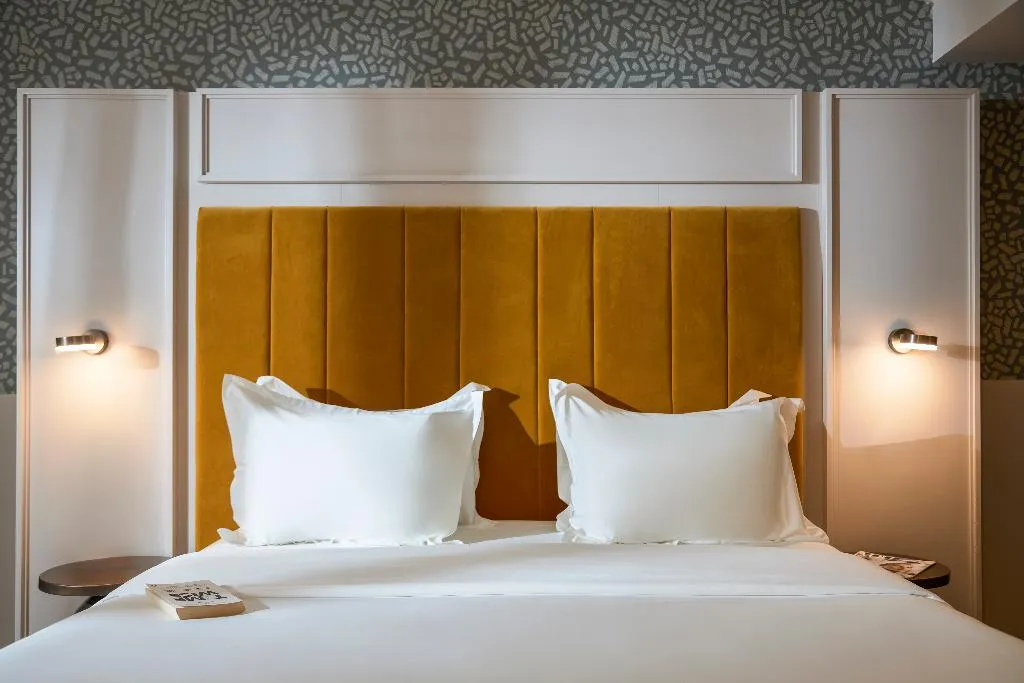 SUITE WITH BALCONY Room, Novotel Malta Sliema, Malta