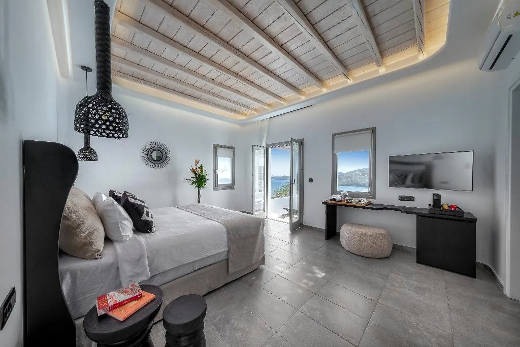 SUITE WITH PRIVATE POOL Room, Deliades, Mykonos