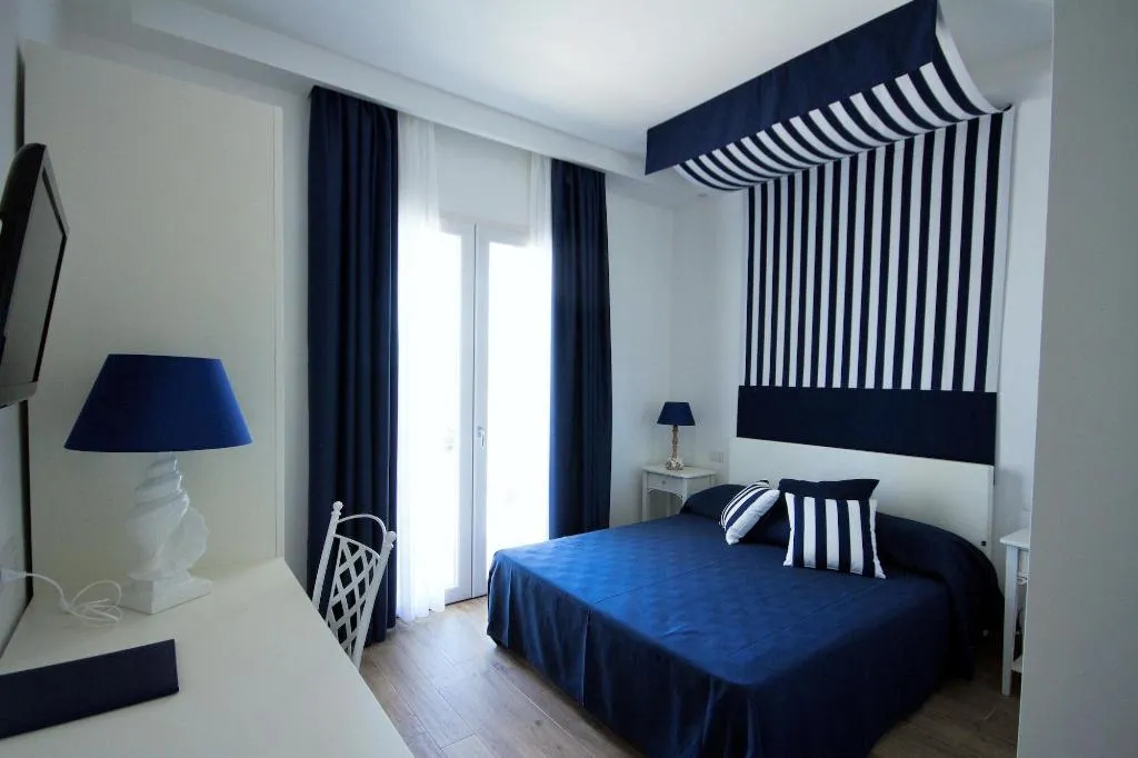 DOUBLE DELUXE GARDEN VIEW Room, Hotel Nautilus, Cagliari