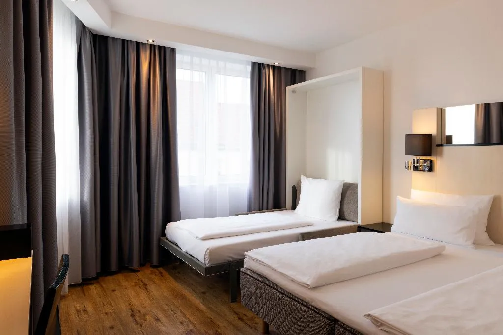 FAMILY ROOM STANDARD Room, Scandic Berlin Kurfürstendamm, Berlin