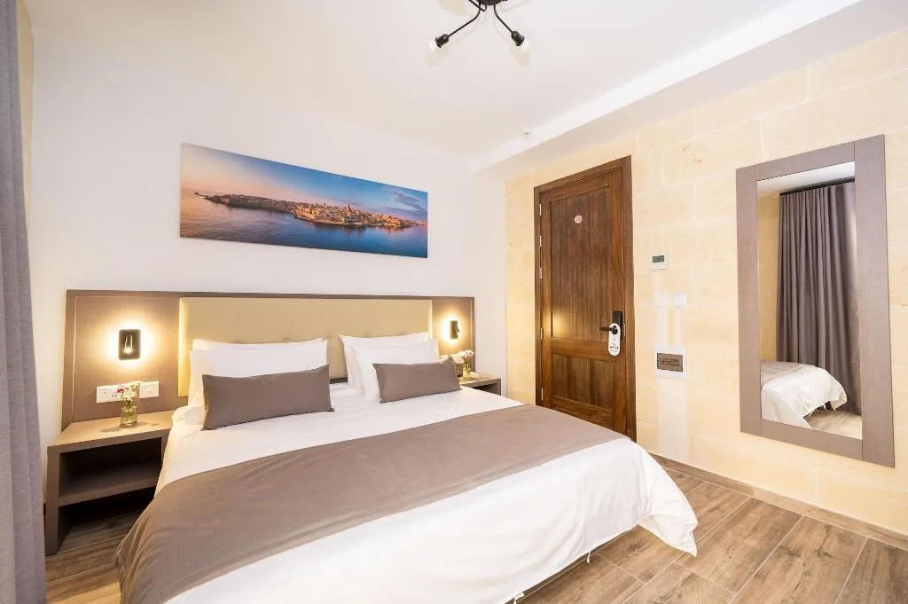 Room, C4 Retreats Gozo, Gozo