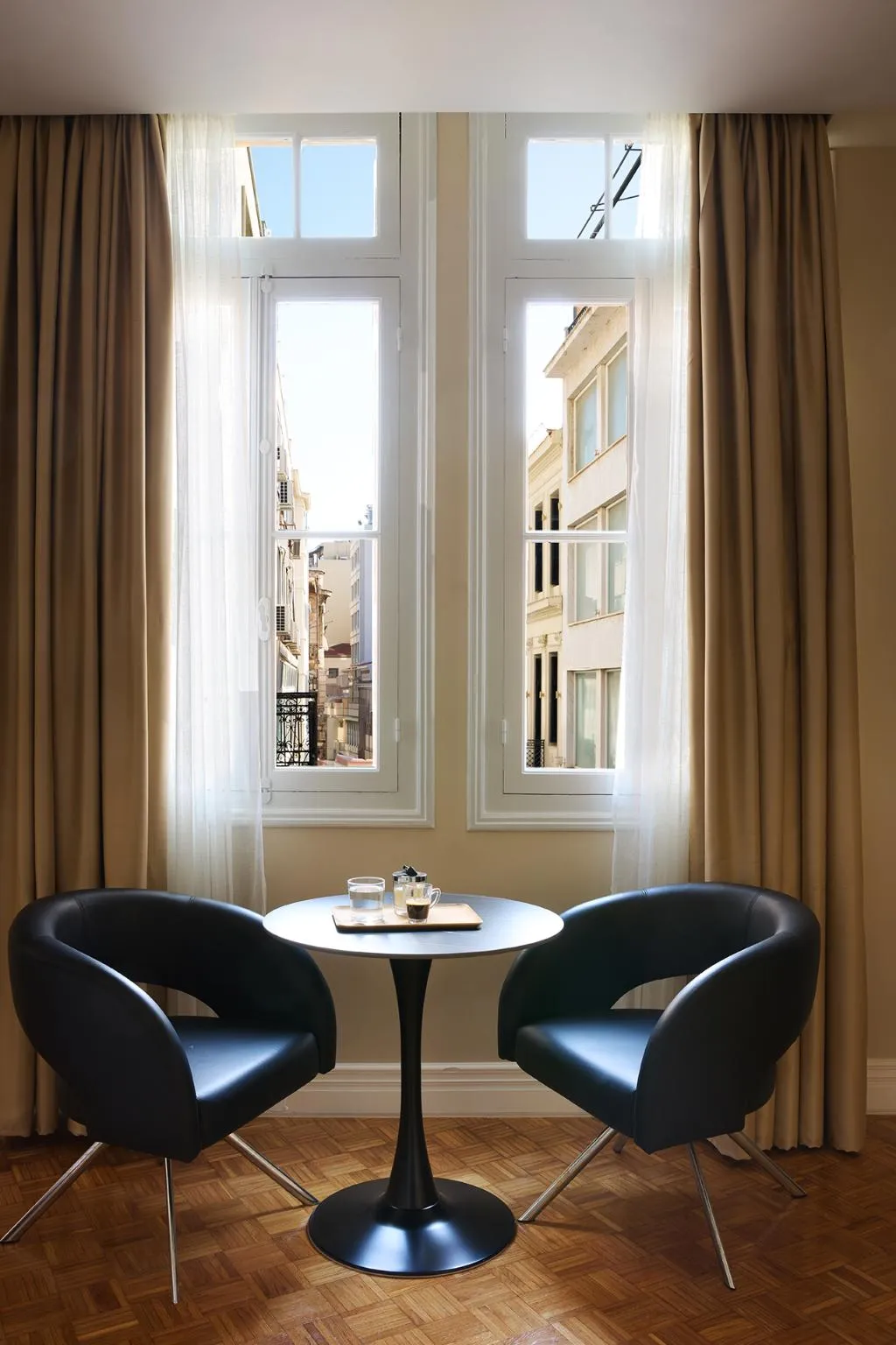 SUITE DELUXE CITY VIEW Room, Vrachos Athens Suites, Athens