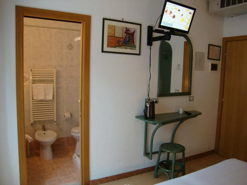 Room, Hotel Marco Polo, Venice