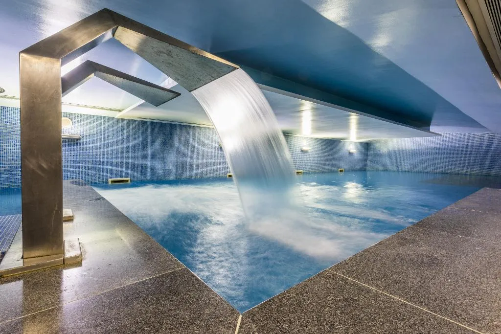 Sports and Entertainment, Riviera Hotel Carcavelos, Lisbon