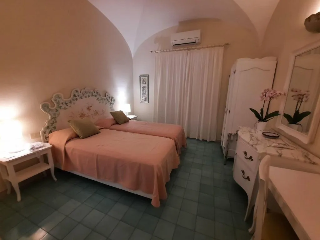 DOUBLE SEA VIEW Room, Villa La Tartana, Naples