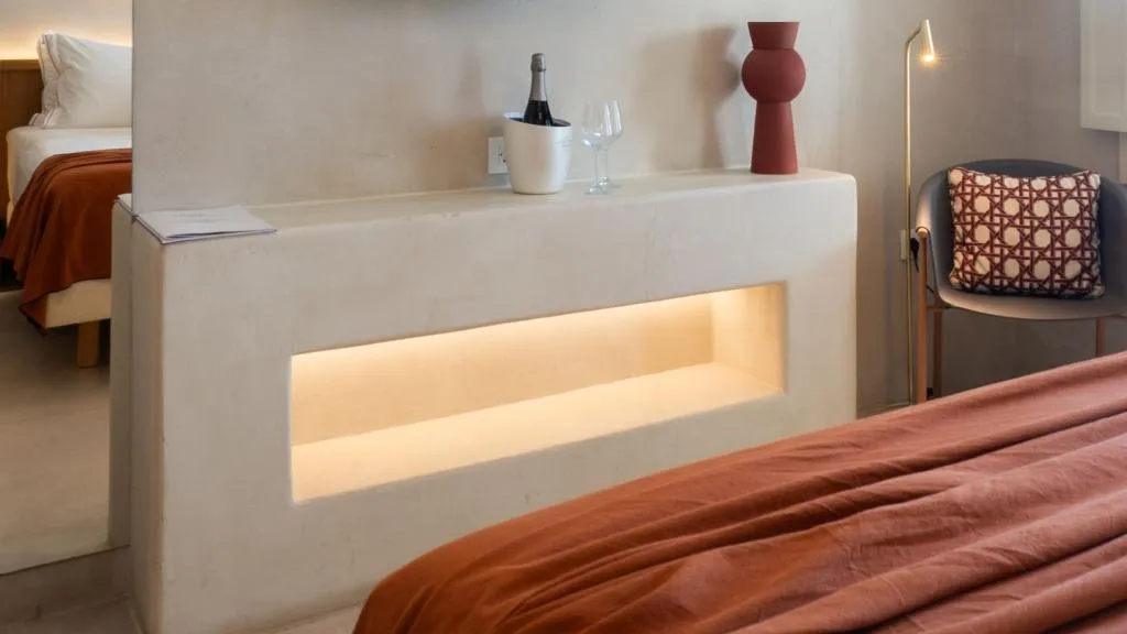 DOUBLE WITH JACUZZI Room, Apeiron Blue Santorini - Apeiron Hotels, Santorini