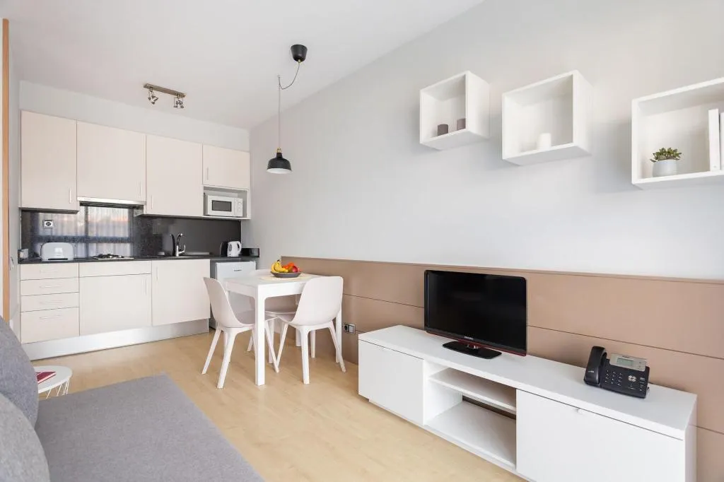 Room, Royal Marina Gardens, Barcelona