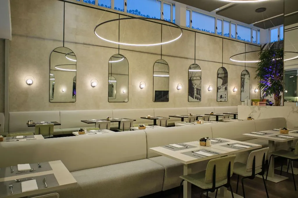 Restaurant, 1881 Madrid Ventas Hotel, Madrid