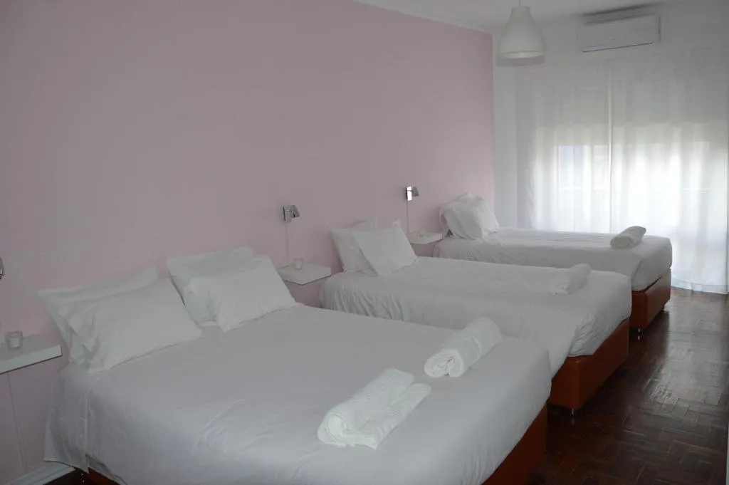 Room, Lx Center Guesthouse, Lisbon