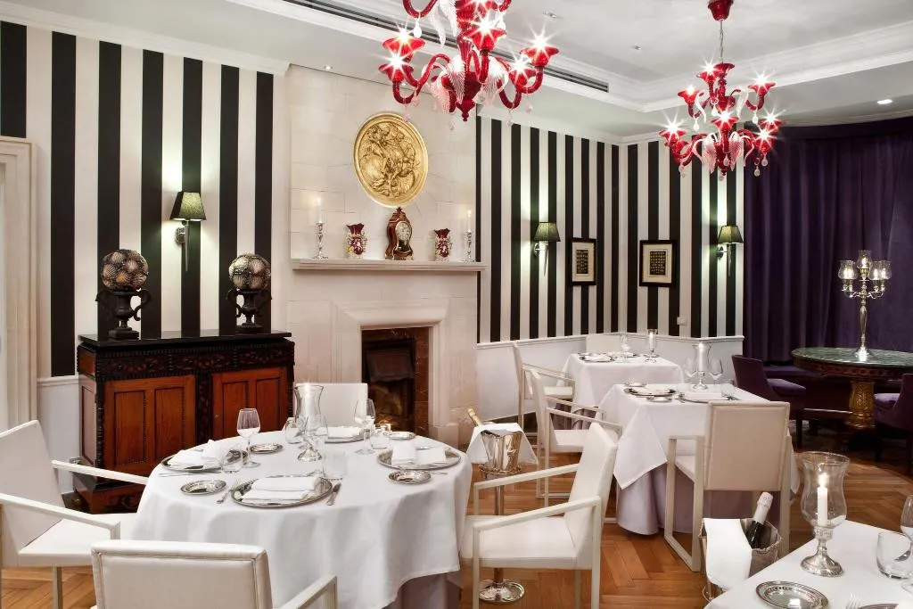 Restaurant, The Ashbee, Taormina