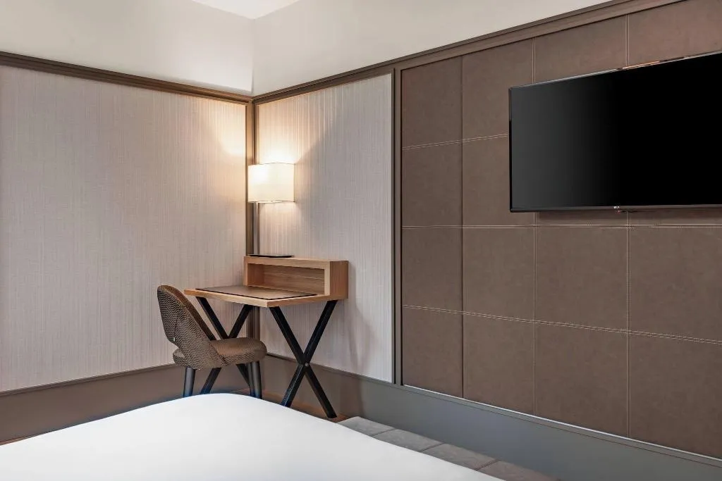 DOUBLE QUEEN SIZE BED Room, AC Madrid Avenida de America, Madrid